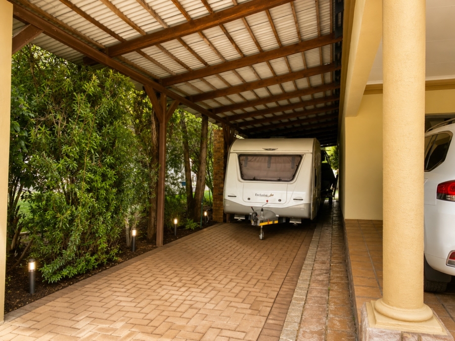 4 Bedroom Property for Sale in Baddriftbrug Free State